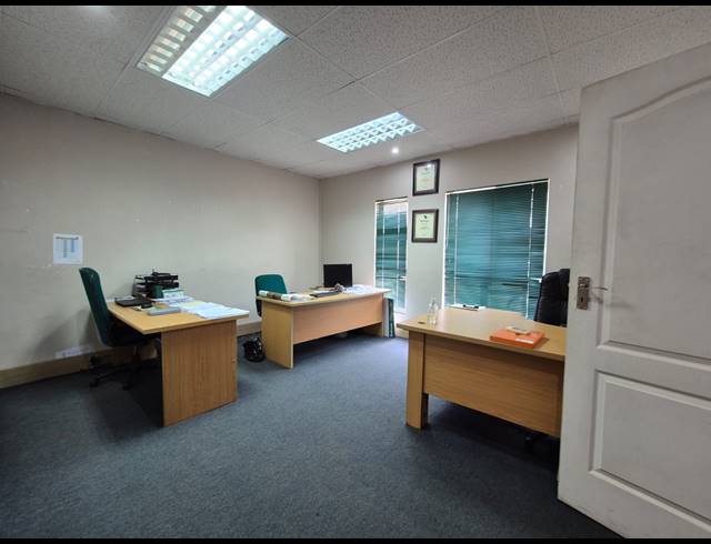 1,505M² BUSINESS TO LET IN VAALPARK